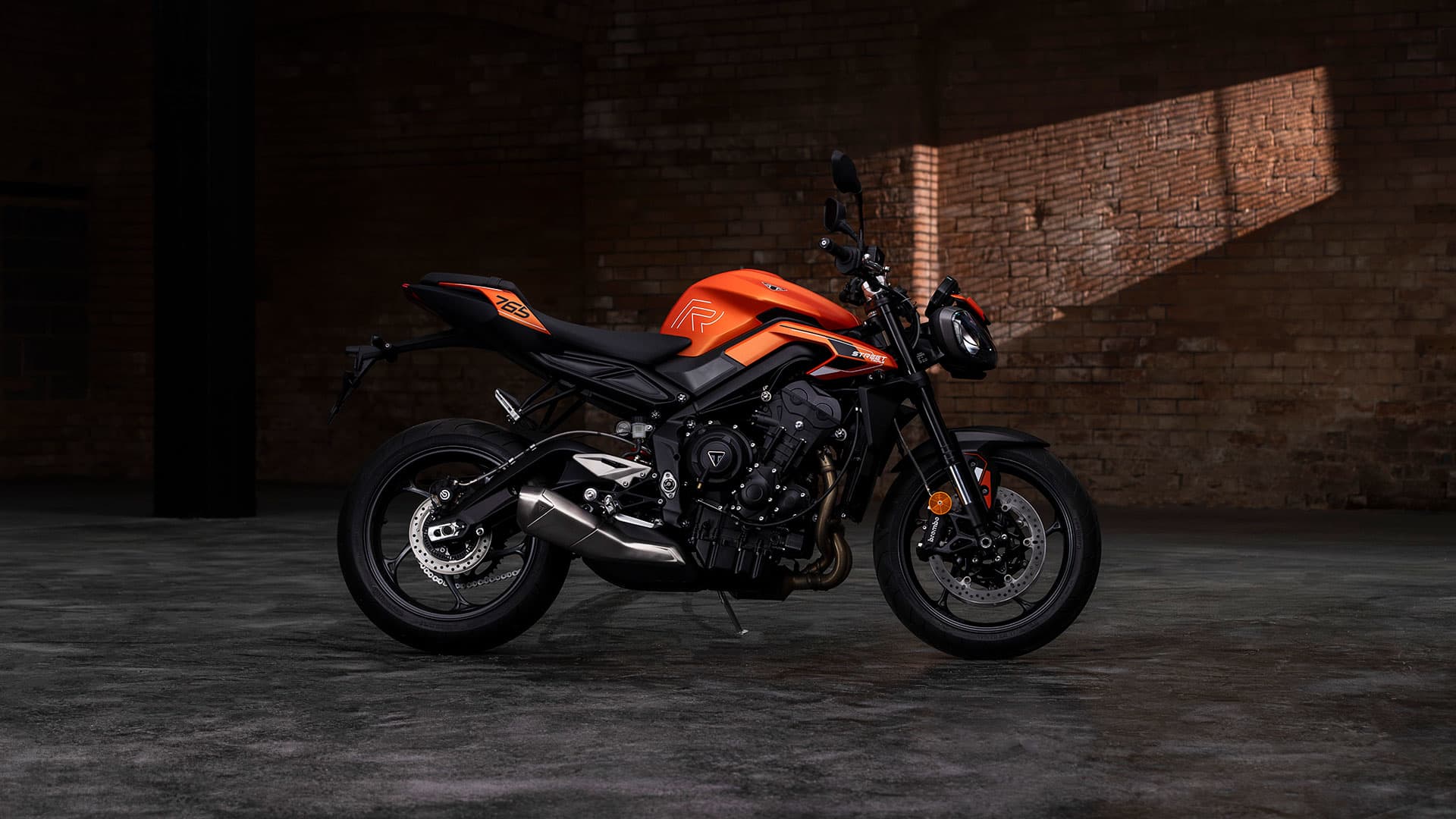 Street Triple 765 R Model For the Ride